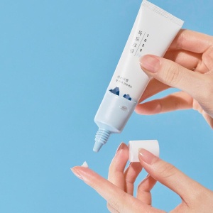 Round Lab - 1025 Dokdo Cream - Cremă de față cu ceramide și efect hidratant - Img 6