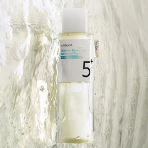 Numbuzin - No.5 Vitamin Boosting Essential Toner - Toner revitalizant cu textura usoara, 200 ml - Img 3