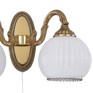Aplica de perete clasica 2 brate din alama design italian 9300 107810 universul-luminii.ro