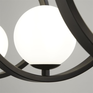 Aplica de perete spirala metalica neagra si 3 bile de sticla Twister 110480 universul-luminii.ro