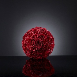 Aranjament floral elegant in forma de sfera, SPHERE ROSES SMALL 1141063.30