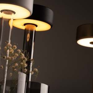 Lampa portabila cu baterii AI design negru 231140 universul-luminii.ro