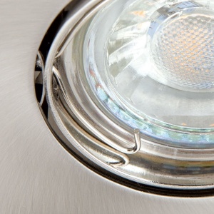 Spot incastrabil tavan directionabil cu sticla decorativa CLASA crom satin/alb 235660 universul-luminii.ro