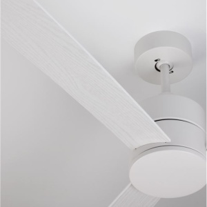 Ventilator de tavan cu telecomanda design modern AXEL alb/stejar 205080 universul-luminii.ro