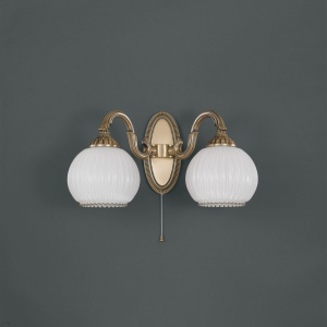 Aplica clasica design italian din alama, sticla 9200 RA-A. 9200/2 102441 universul-luminii.ro
