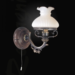 Aplica de perete clasica design italian din alama cu lemn 2810 105821 universul-luminii.ro