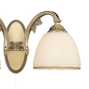 Aplica de perete din alama 2 brate design italian 7005 102411 universul-luminii.ro