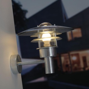 Aplica de perete exterior IP44 Lonstrup 32 GS 71411031NL 59731 universul-luminii.ro