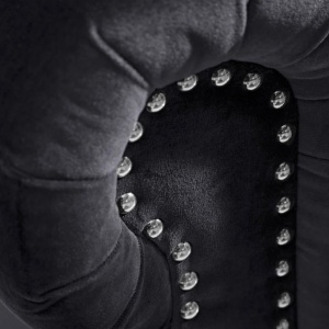 Canapea clasica stil englezesc Chesterfield 3 locuri, catifea neagra - Img 7