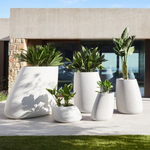 Ghiveci plante, flori design decorativ modern pentru amenajari interioare si exterioare, STONE PLANTER 55010R Vondom
