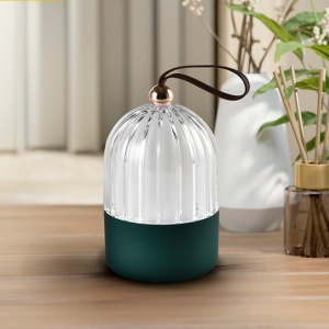 Lampa de masa portabila Chiqui verde