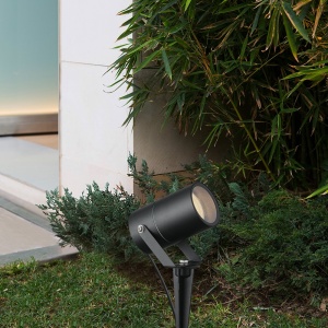 Proiector cu tarus iluminat exterior IP65 QUEBEC 136951 universul-luminii.ro