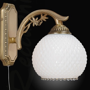 Aplica de perete clasica din alama design italian 8600 107982 universul-luminii.ro