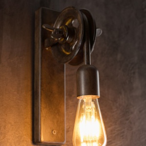 Aplica perete design industrial cu scripete WL 3673 172582 universul-luminii.ro