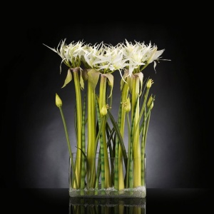 Aranjament floral, decor festiv, design LUX SPIDERLILLY, 65x85cm