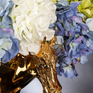 Aranjament floral design LUX VASE HORSES HYDRANGEA - Img 3
