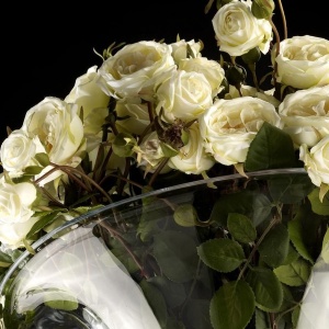 Aranjament floral elegant, buchet mare din trandafiri albi, NAPOLEON 1141163.95 - Img 2