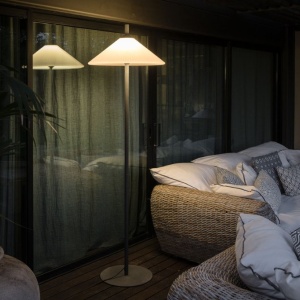 Lampa de podea iluminat exterior decorativ SAIGON 200/R55 gri/alb opal 127302 universul-luminii.ro
