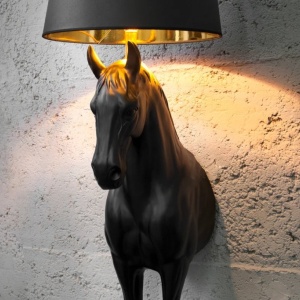Lampa decorativa de podea, Cal, Negru, BLACK BEAUTY 130cm 243252 universul-luminii.ro