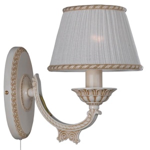Aplica clasica design italian din alama 9660 108123 universul-luminii.ro