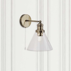 Aplica de perete design clasic Pyramid alama antique 1277AB SRT 73623 universul-luminii.ro