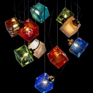 Pendul design LUX, cub din sticla suspendat personalizabil Dancing Cube 208543 universul-luminii.ro