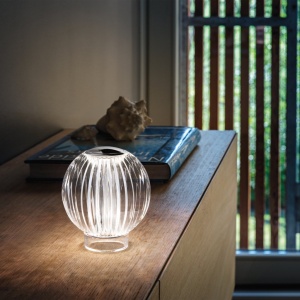 Veioza LED design modern cu baterii Diamond TL1 164413 universul-luminii.ro