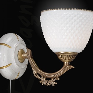 Aplica de perete clasica din alama design italian 8656 107754 universul-luminii.ro