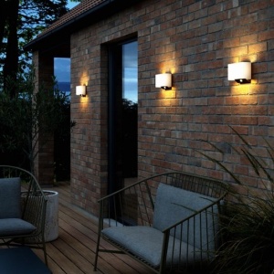 Aplica LED solara de exterior cu senzor de miscare IP44 Piola 149404 universul-luminii.ro