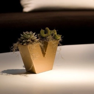 Ghiveci plante design decorativ modern interior / exterior UVE NANO 8x24x16cm