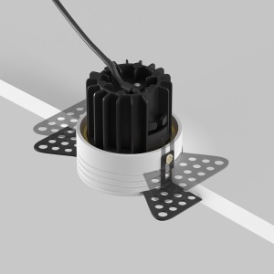 Spot LED incastrabil design tehnic Round D-9,6cm alama 228104 universul-luminii.ro