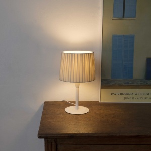 Veioza / Lampa de masa moderna design elegant SAMBA mini alb/bej 64316-35 84244 universul-luminii.ro