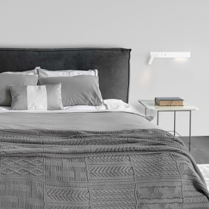 Aplica ambientala cu reader LED directionabil si USB Charger Vida alba NVL-9533524 77005 universul-luminii.ro