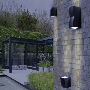 Aplica de perete exterior moderna IP54 REZIA 1 BK 97085 universul-luminii.ro