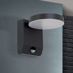 Aplica LED de exterior cu senzor de miscare IP54 HENDRYK antracit 157235 universul-luminii.ro