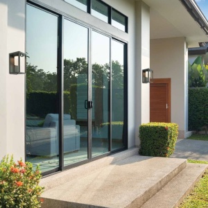 Aplica LED solara de exterior cu senzor de miscare IP65 Kori 154205 universul-luminii.ro