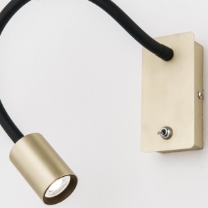 Aplica minimalista cu reader LED directionabil Kurt alama 199705 universul-luminii.ro