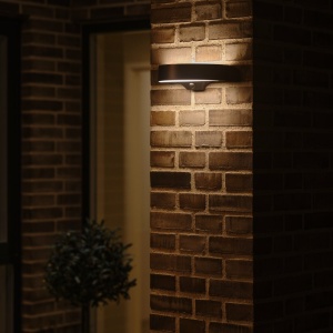 Aplica solara cu senzor de miscare, protectie IP44, Monay Round negru 244245 universul-luminii.ro
