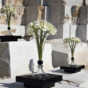 Aranjament floral elegant din crini de camera albi, VULCANO IVORY AMARYLLIS, 110cm 1141182.95 - Img 3