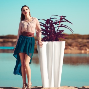 Ghiveci de flori / Jardiniera plante design decorativ modern pentru amenajari interioare si exterioare, BYE-BYE PLANTER 58003R Vondom - Img 4