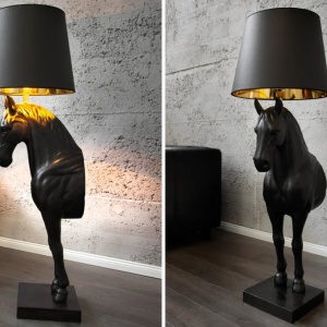 Lampa decorativa de podea, Cal, Negru, BLACK BEAUTY 130cm 243255 universul-luminii.ro