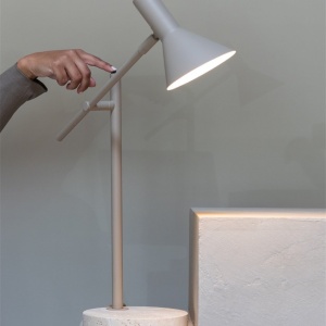 Lampa moderna cu brat reglabil Izmir sand 248805 universul-luminii.ro