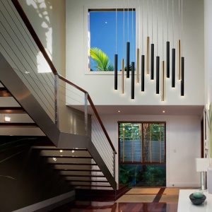 Lustra LED dimabila cu telecomanda design modern Varas negru/auriu SV-373425GD 88545 universul-luminii.ro