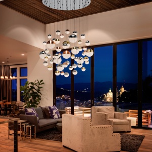 LUSTRA XXL cu 55 pendule LED DIMABILA prin BLUETOOTH Sphere 140cm SV-794691B 88905 universul-luminii.ro