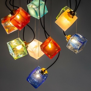 Pendul design LUX, cub din sticla suspendat personalizabil Dancing Cube 208545 universul-luminii.ro