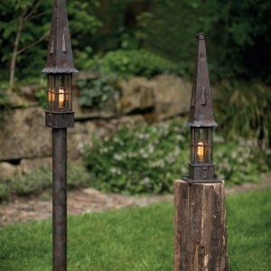 Stalp iluminat exterior din fier forjat, design medieval, inaltime 167cm AL 6843 55895 universul-luminii.ro