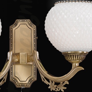 Aplica clasica cu 2 btate din alama design italian 8650 107736 universul-luminii.ro