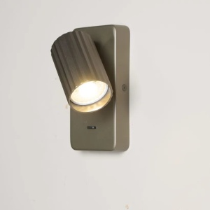 Aplica cu spot din aluminiu canelat Anna Reader bronz - Img 2