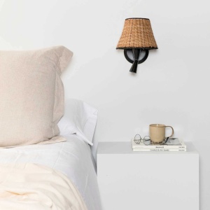 Aplica de perete cu reader design natural din ratan SUMBA 101576 universul-luminii.ro
