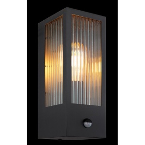 Aplica pentru exterior cu senzor de miscare design modern IP44 Gundula 134796 universul-luminii.ro